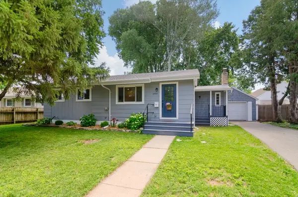1950 GEORGIA ST, Oshkosh, WI 54902-6744