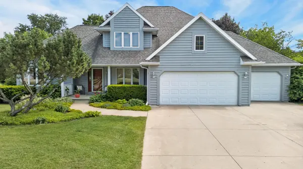 109 OLD ORCHARD LN, Neenah, WI 54956