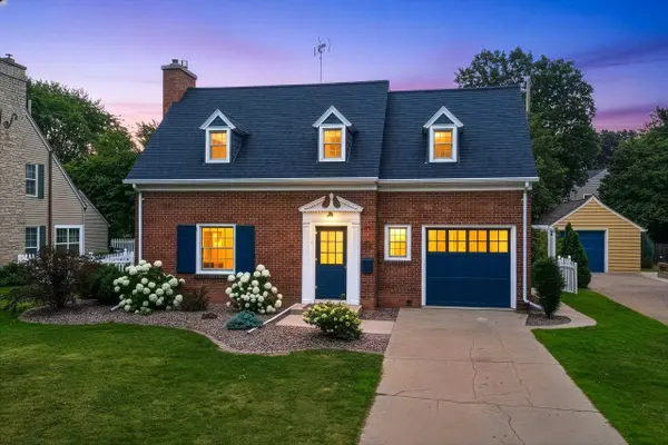 312 CONGRESS ST, Neenah, WI 54956-2939