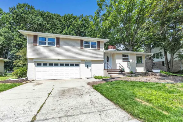 2136 9TH ST, Green Bay, WI 54304