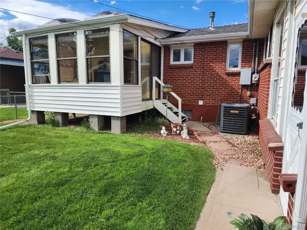 1026 W Princeton PL, Englewood, CO 80110
