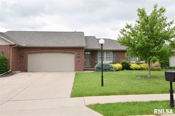 518 HAMPTON CV, Peoria, IL 61607