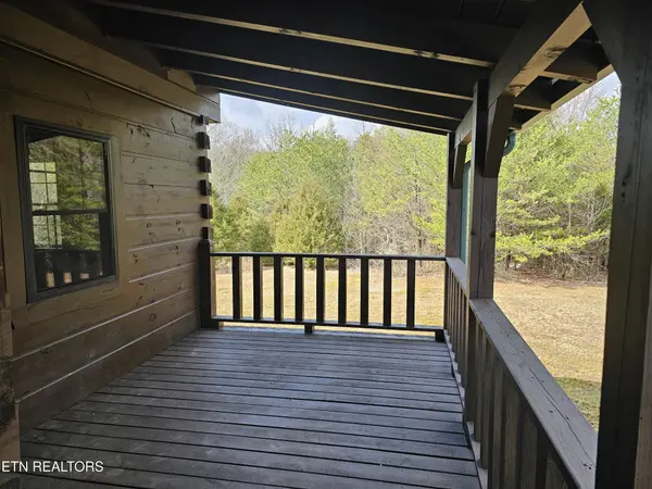 371 Plaza Drive, Madisonville, TN 37354