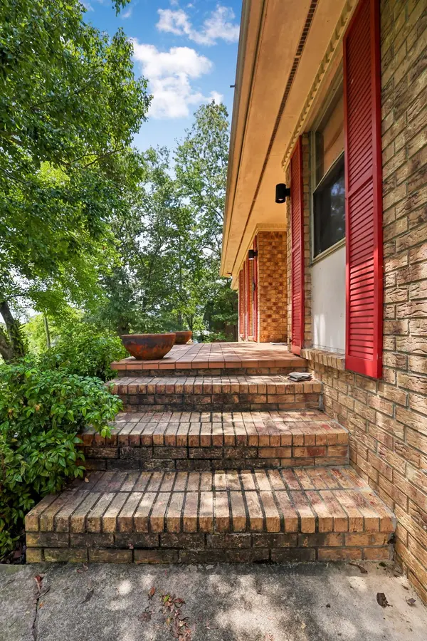 913 Belvoir Hills Cir, Chattanooga, TN 37412