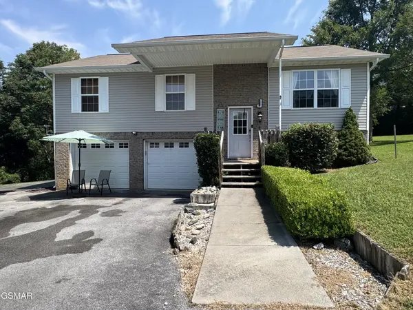 2535 Grotto Lane, Sevierville, TN 37876