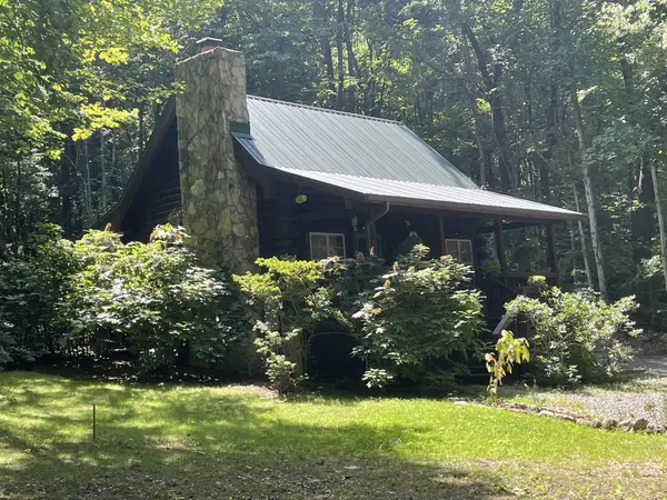 438 Starr Mountain Road, Englewood, TN 37329
