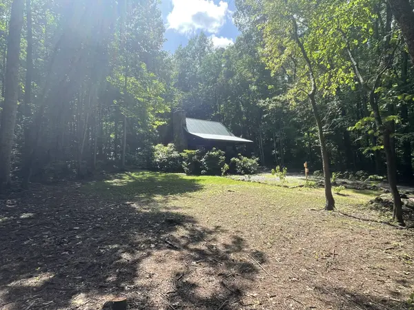 438 Starr Mountain Road, Englewood, TN 37329