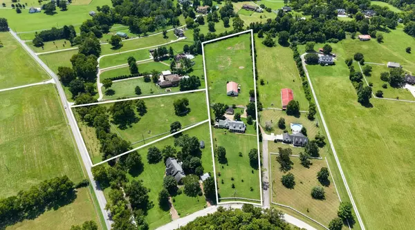 1810 Baker Rd, Goodlettsville, TN 37072