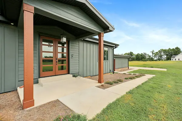303 S Dry Fork Rd, Gallatin, TN 37066