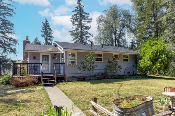 2821 W Denison Rd, Deer Park, WA 99006