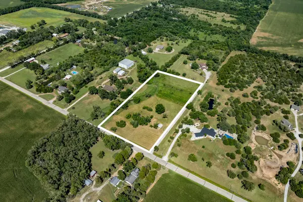 1378 N Hydraulic Rd,  Mulvane,  KS 67110