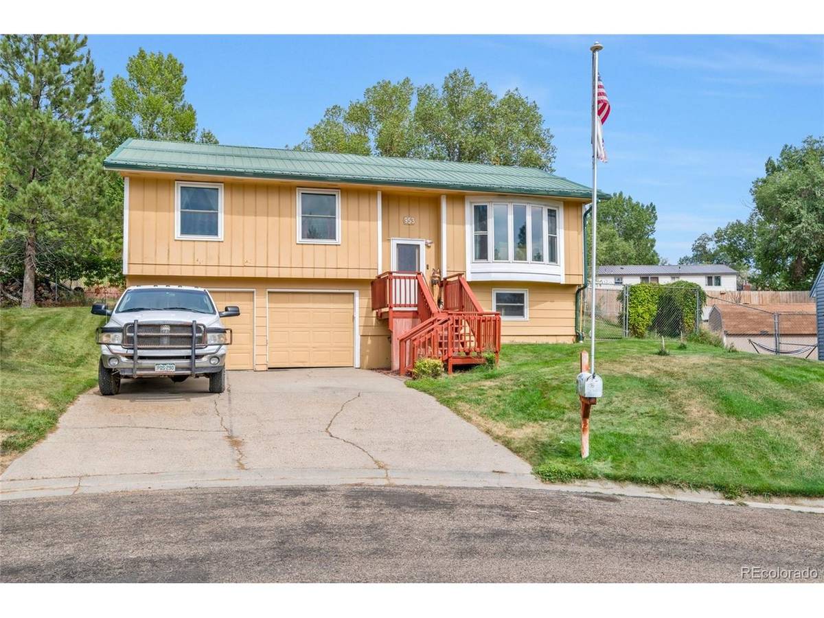 953 Herring, Craig, CO 81625