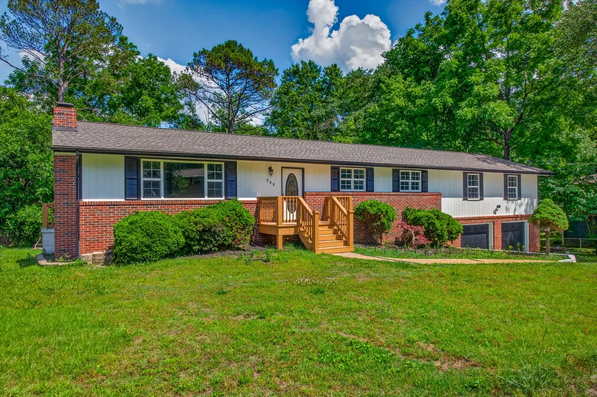 968 W Circle Drive, Rossville, GA 30741