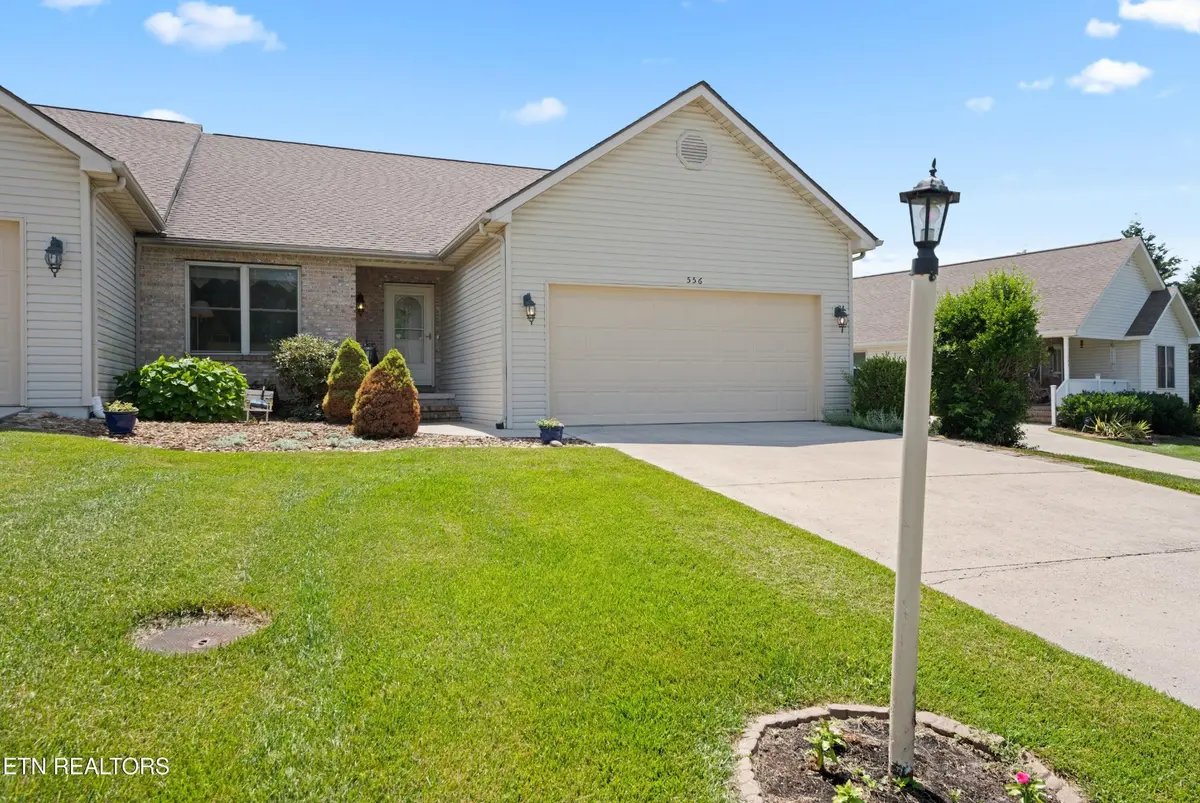 556 Woodgate Drive, Crossville, TN 38571