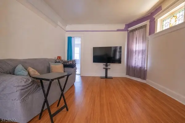 38 Eckert Ave, Newark City, NJ 07112