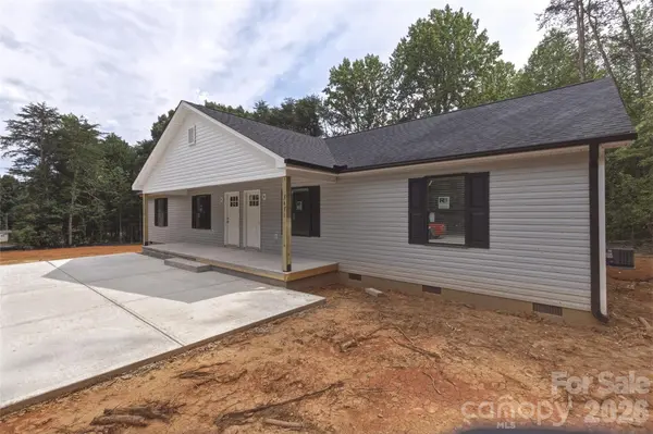 3429 & 3431 Fostall LN, Maiden, NC 28650