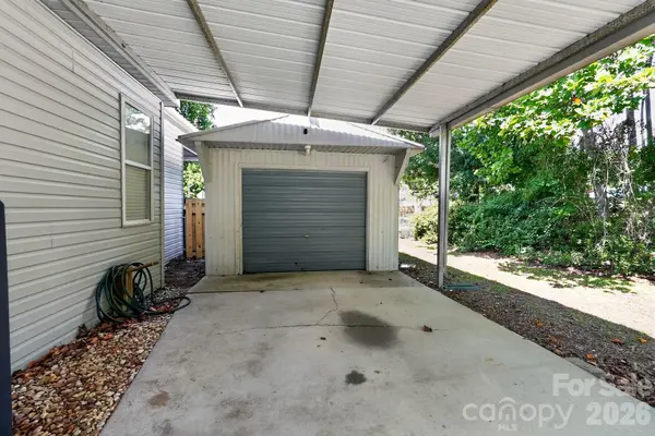 1742 Hideaway RD SW, Ocean Isle, NC 28469