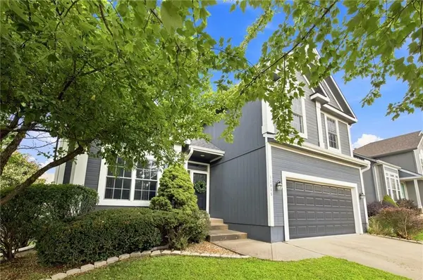 11945 S Monroe ST, Olathe, KS 66061