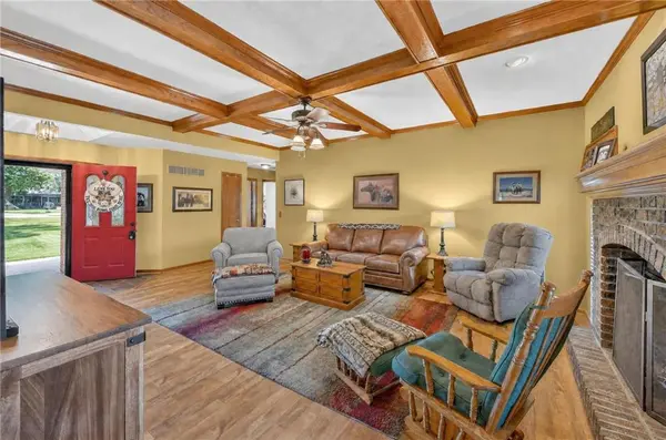 14318 Kimberly DR, Excelsior Springs, MO 64024