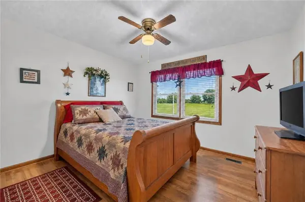 14318 Kimberly DR, Excelsior Springs, MO 64024