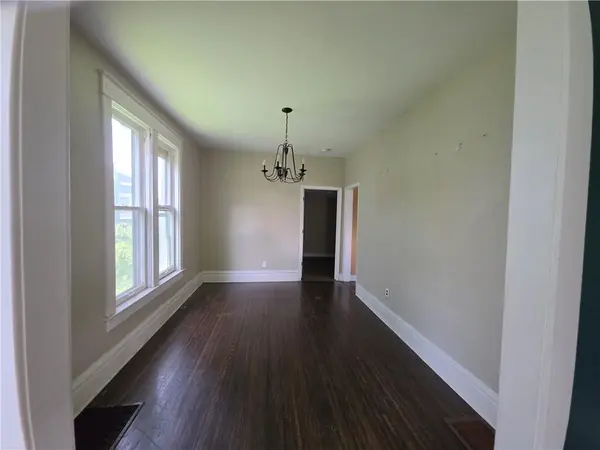 3300 Holmes ST, Kansas City, MO 64109