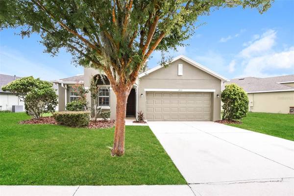 2416 SABASTIAN ST, Mount Dora, FL 32757