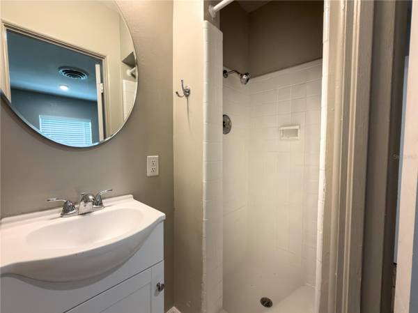 374 W GRAVES AVE, Orange City, FL 32763 photo 9