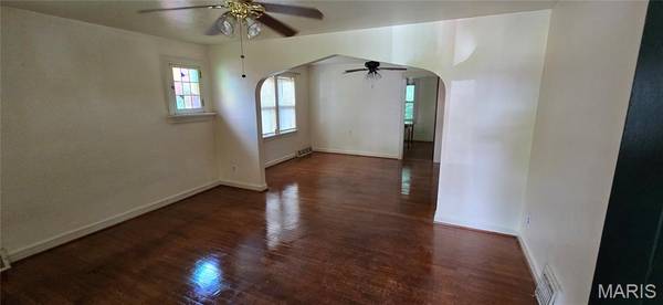 1468 70th ST, Pagedale, MO 63133