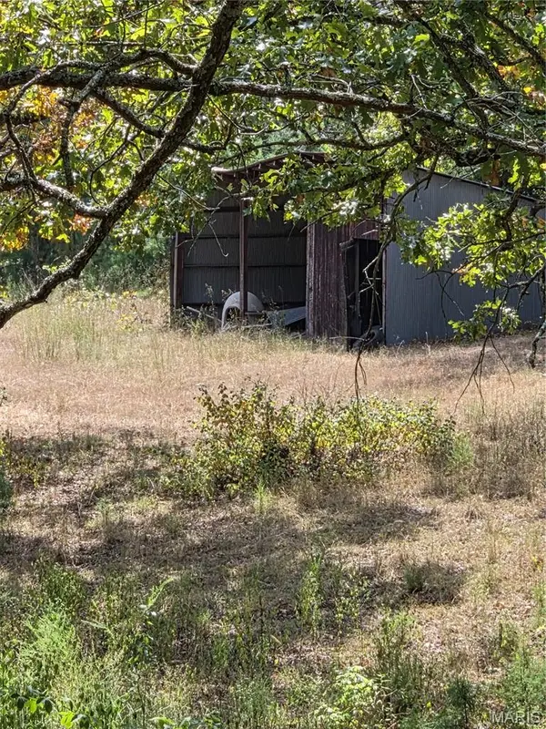17740 County Road 7460, Unincorporated, MO 65550