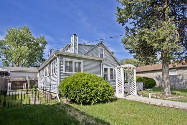 26094 W Ingleside AVE, Ingleside, IL 60041