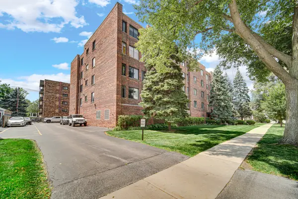 110 S Dunton AVE #2E, Arlington Heights, IL 60005