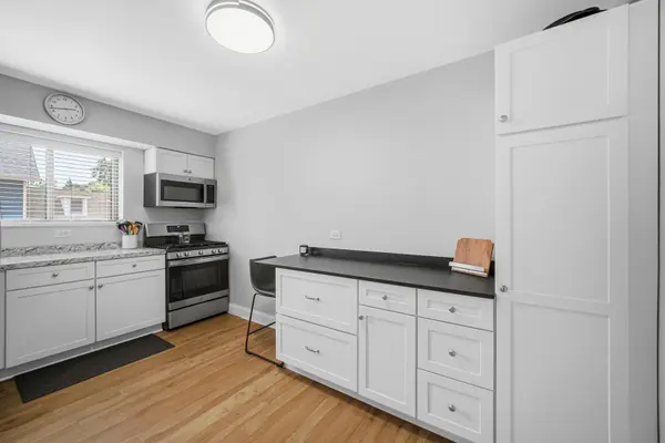 110 S Dunton AVE #2E, Arlington Heights, IL 60005