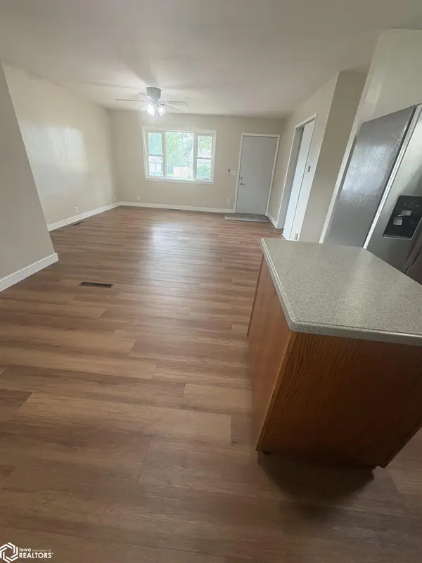 1301 6th ST, Eldora, IA 50627