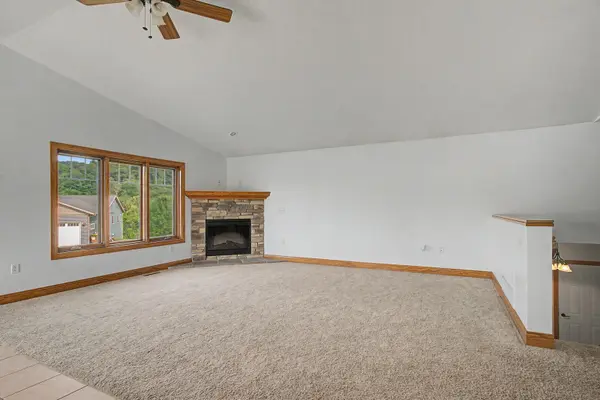 701 Spring CT, Brownsville, MN 55919