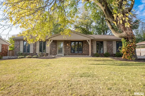 2607 WILLOW ST, Pekin, IL 61554