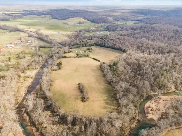 6200 Pinewood Rd, Nunnelly, TN 37137