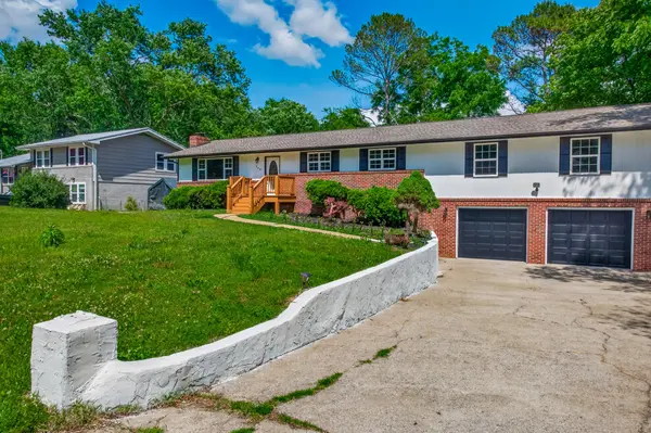 968 W Circle Drive, Rossville, GA 30741