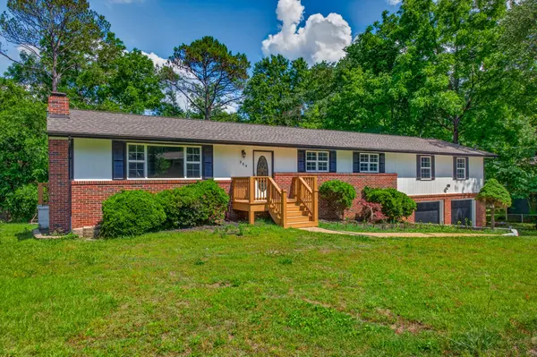 968 W Circle Drive, Rossville, GA 30741