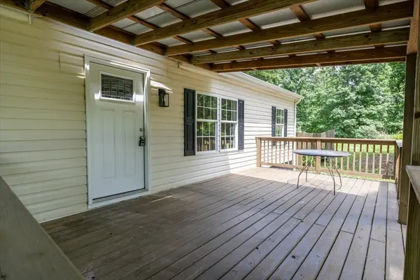 10410 Ridgecrest Dr, Bon Aqua, TN 37025