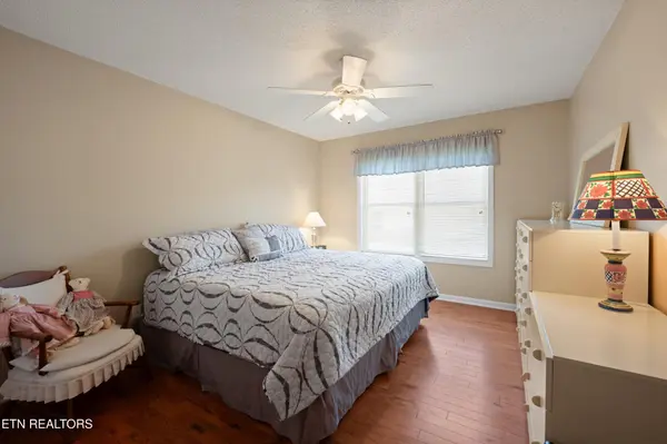 556 Woodgate Drive, Crossville, TN 38571