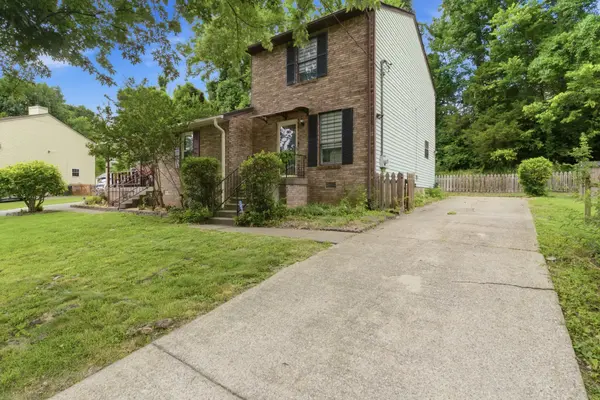 3332 Lakeside Pl, Hermitage, TN 37076