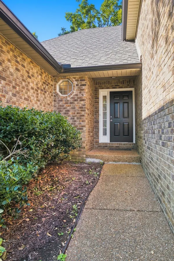 3320 Milbridge Dr, Antioch, TN 37013