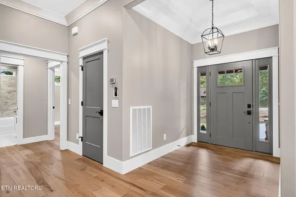 321 Beachwood Drive, Crossville, TN 38558