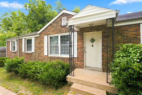 511 Brentlawn Dr, Nashville, TN 37220