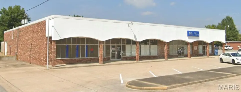 114 W Commercial, Charleston, MO 63834