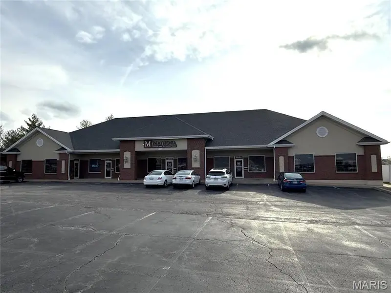1405 Jungermann RD #C, St Peters, MO 63376