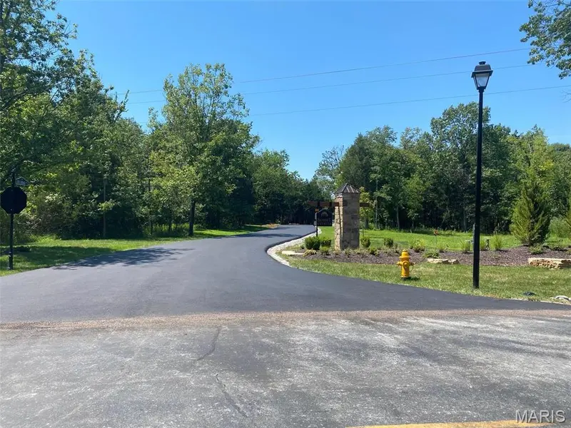 5011 Lily Ridge, Defiance, MO 63341