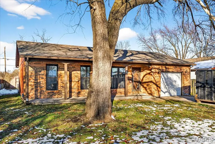 317 Sauget AVE, Cahokia, IL 62206