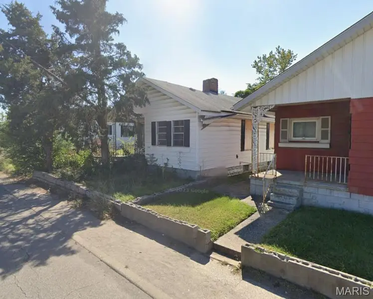 1714 Missouri AVE, East St Louis, IL 62205