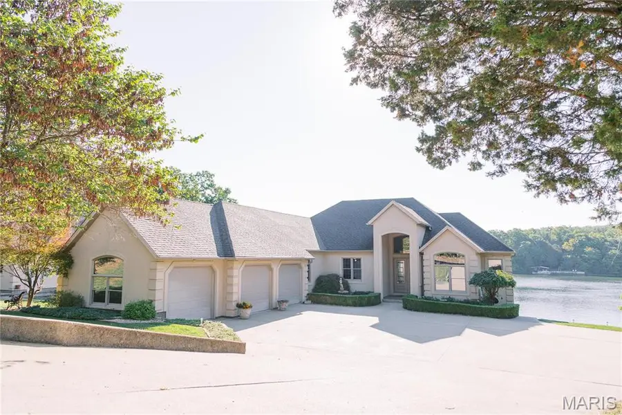 1602 Woodson DR, Owensville, MO 65066